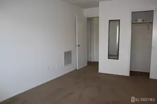 820 Edison Glen Terrace, Edison, NJ 08837 - Photo 12