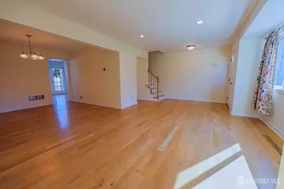 10-Q Dayton Circle, South Brunswick Township, NJ 08810 - Photo 4