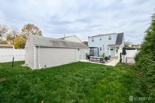 19 Dunlop Dr, Sewaren, NJ 07077 - Photo 26