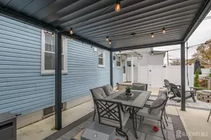 19 Dunlop Dr, Sewaren, NJ 07077 - Photo 30