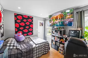 279 Hatfield Ln, East Brunswick Township, NJ 08816 - Photo 10