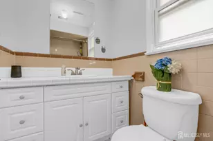 1080 Ottawa St, North Brunswick Township, NJ 08902 - Photo 34