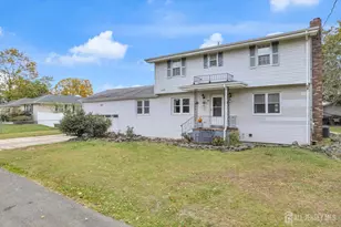 1080 Ottawa St, North Brunswick Township, NJ 08902 - Photo 2