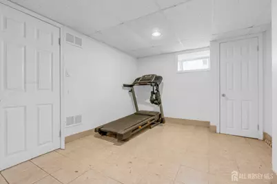 1080 Ottawa Street, North Brunswick Township, NJ 08902 - Photo 38