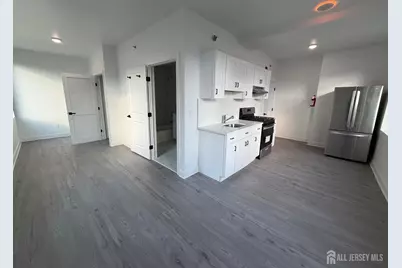 103 Bayard Street #6, New Brunswick, NJ 08901 - Photo 2