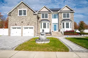 2 Hitching Post Pl, Monroe Township, NJ 08831 - Photo 1