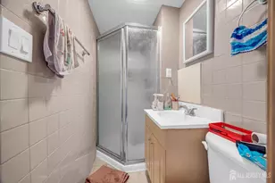 10 Benedict Way, Iselin, NJ 08830 - Photo 26