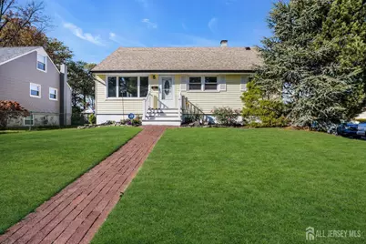 10 Benedict Way, Iselin, NJ 08830 - Photo 2