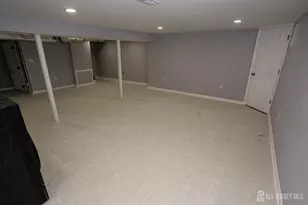 23 Cheltenham Pl, Sayreville, NJ 08872 - Photo 32