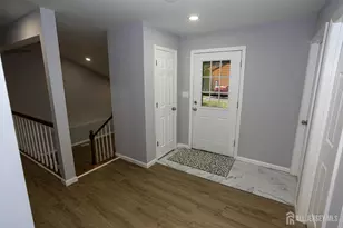 23 Cheltenham Pl, Sayreville, NJ 08872 - Photo 6