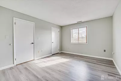 807 Aspen Drive, Plainsboro Township, NJ 08536 - Photo 10