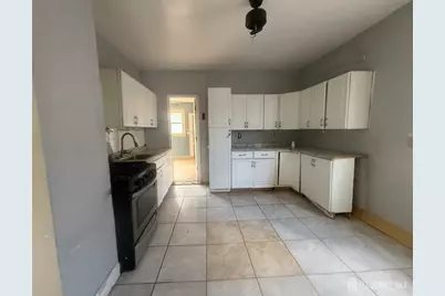 185 Lewis Street, Perth Amboy, NJ 08861 - Photo 6