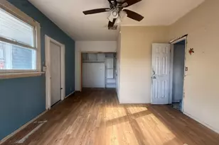 185 Lewis St, Perth Amboy, NJ 08861 - Photo 8