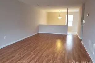 114 Daniel Ct, South Brunswick Township, NJ 08824 - Photo 2