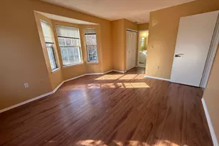 131 Albury Way, North Brunswick Township, NJ 08902 - Photo 12