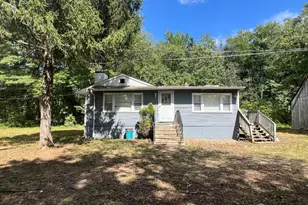 138 Disbrow Hill Rd, Millstone Township, NJ 08535 - Photo 4