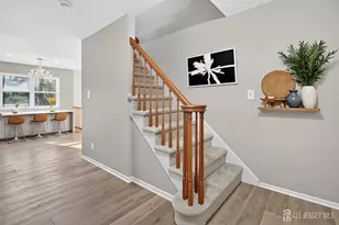 8 Wright Ct, East Brunswick Township, NJ 08816 - Photo 10