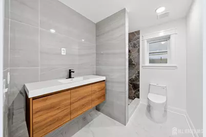 720 Donald Avenue, Perth Amboy, NJ 08861 - Photo 18