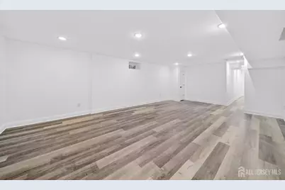 720 Donald Avenue, Perth Amboy, NJ 08861 - Photo 32