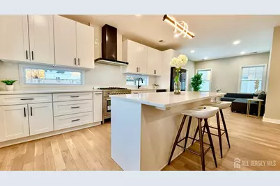 225 Penn Avenue, Edison, NJ 08817 - Photo 6