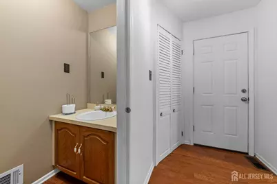 42 Riverbend Drive, North Brunswick Township, NJ 08902 - Photo 10