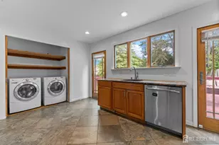 326 Marlboro Rd, Old Bridge Township, NJ 08857 - Photo 6