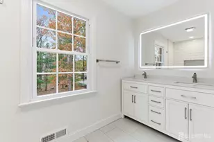 28 Southfield Rd, Edison, NJ 08820 - Photo 32