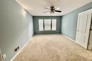 24 Hawthorne Rd, North Brunswick Township, NJ 08902 - Photo 10