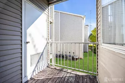 1021 Edpas Road, New Brunswick, NJ 08901 - Photo 20