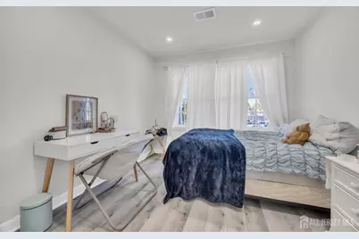 1021 Edpas Road, New Brunswick, NJ 08901 - Photo 18
