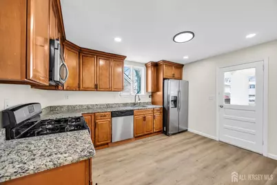 50 Southside Avenue, South River, NJ 08882 - Photo 6