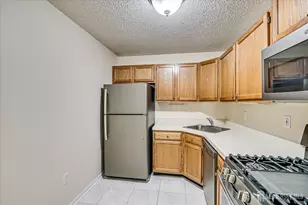 11 Jay Ct, Plainsboro Township, NJ 08536 - Photo 14