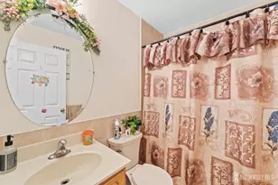 42 Randolph St, Carteret, NJ 07008 - Photo 18