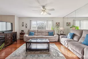 27 Dorset Ct, Franklin Township, NJ 08873 - Photo 4