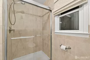 1040 Hillside Dr, North Brunswick Township, NJ 08902 - Photo 24