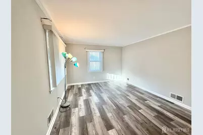 17 Woodbridge Street, New Brunswick, NJ 08901 - Photo 10