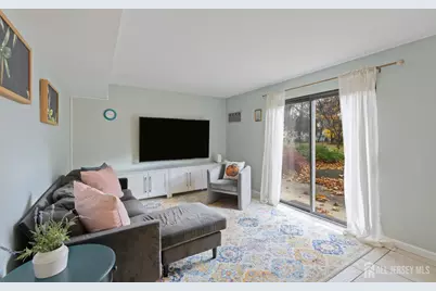 39 Dexter Road, East Brunswick Township, NJ 08816 - Photo 14