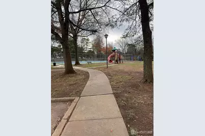 58 Canterbury Circle, Franklin Township, NJ 08873 - Photo 2