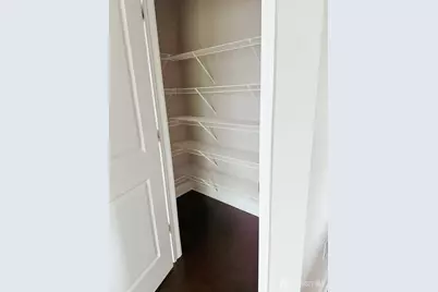 1101 S Hights Farm Road N, Monroe Township, NJ 08831 - Photo 8