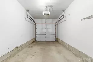 21 Newburgh Dr, Edison, NJ 08820 - Photo 24