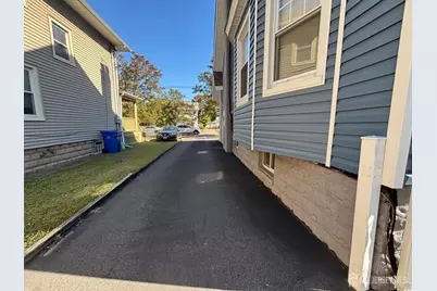 220 S Washington Avenue, Dunellen, NJ 08812 - Photo 8
