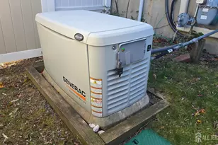 7 Stradford Rd, Sayreville, NJ 08859 - Photo 38