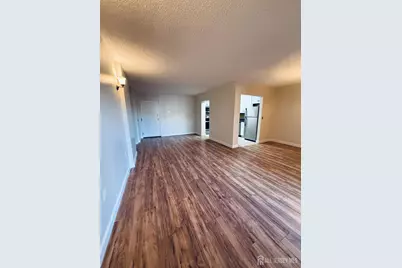 10 N Wood Avenue #314, Linden, NJ 07036 - Photo 2
