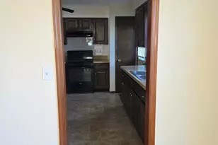 975-A &amp B Bergen Ave, North Brunswick Township, NJ 08902 - Photo 36