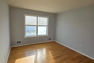 975-A &amp B Bergen Ave, North Brunswick Township, NJ 08902 - Photo 18