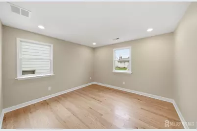 2535 Standish Avenue, Union Township, NJ 07083 - Photo 14