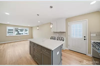 2535 Standish Avenue, Union Township, NJ 07083 - Photo 12