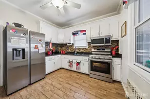 190 Lewis St, Perth Amboy, NJ 08861 - Photo 8