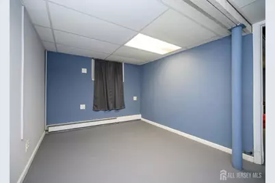 34 N Juliet Street N, Iselin, NJ 08830 - Photo 28