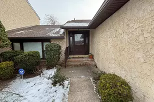 21 Teaberry Dr, Edison, NJ 08820 - Photo 20